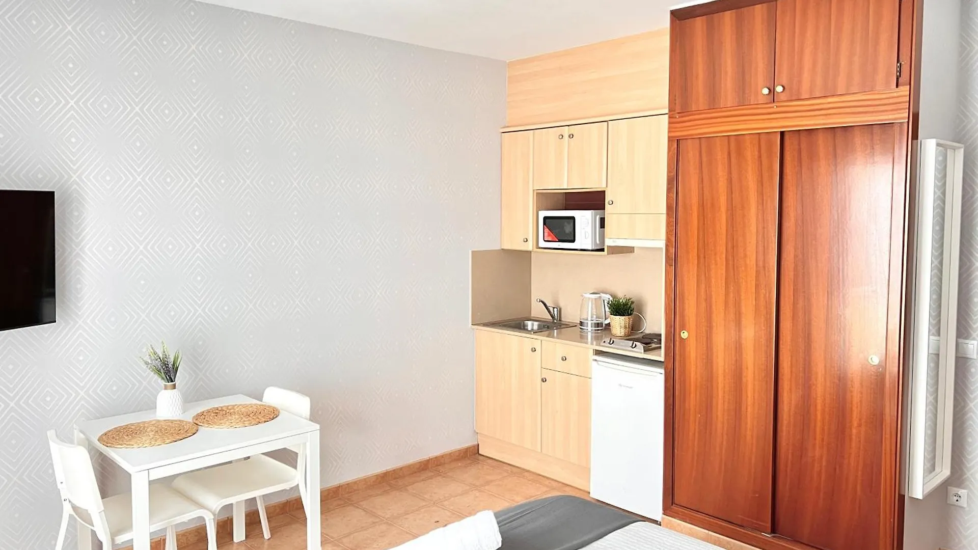 Oliva Studio 103 New 2024! Lloret de Mar 0*,  Spain